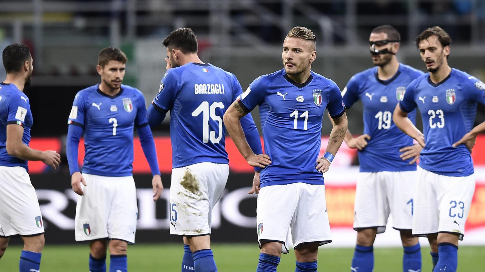 Gähnende Leere in den Gesichtern der Italiener nach dem WM-Aus.