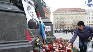 Tribute to general Slobodan Praljak 01.12.2017., Zagreb, Croatia - The citizens lit candles at Ban Jelacic Square and paid tribute to general Slobodan Praljak, who died after appearing to drink poison at court in The Hague as UN judges upheld his 20-year sentence. PUBLICATIONxINxGERxSUIxAUTxHUNxONLY PatrikxMacek/PIXSELL  