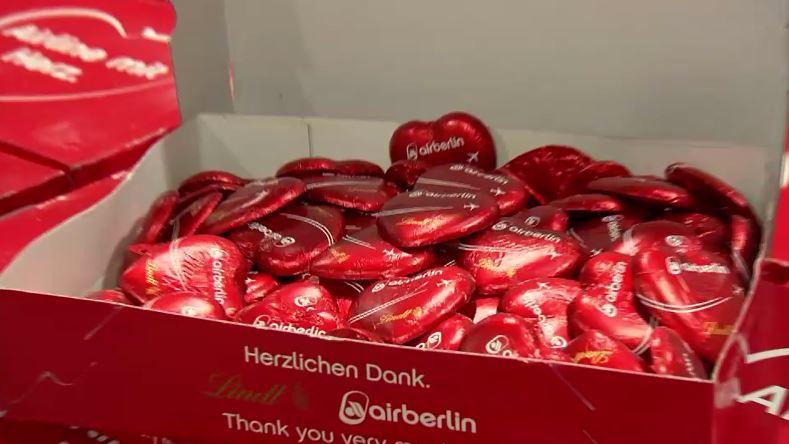 Versteigerung Air-BerlinSchokoherzen