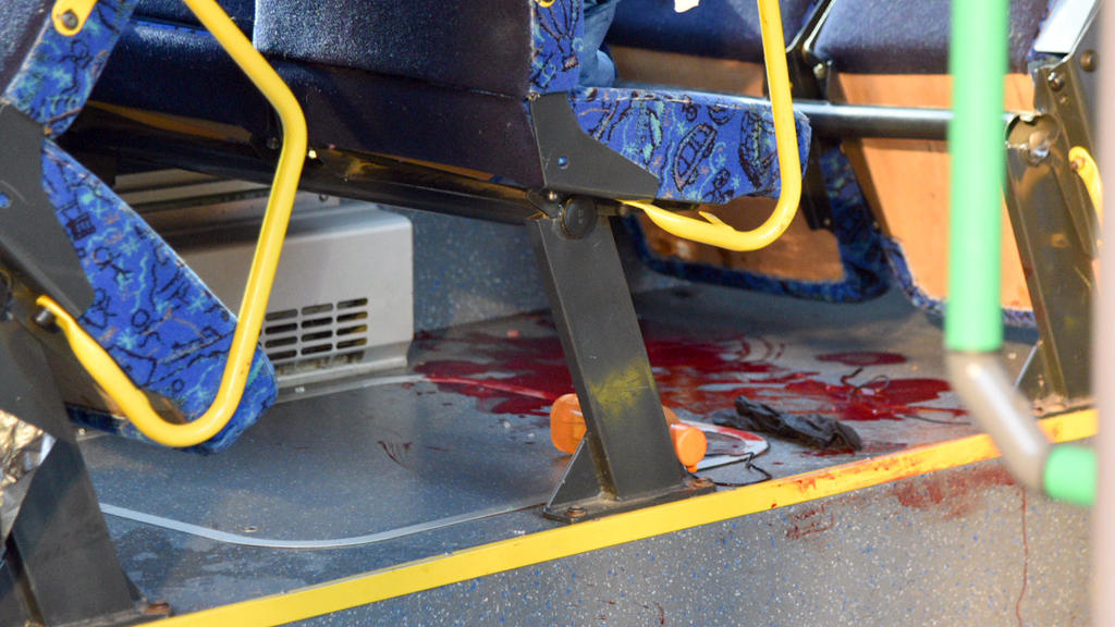 Blick in den Innenraum des Unfall-Busses.