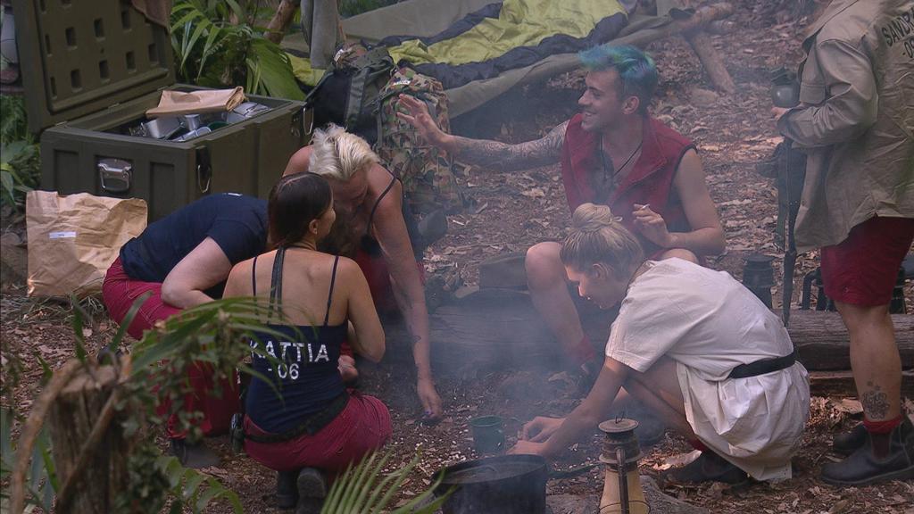 Dschungelcamp 2018: Die Promis im Camp am ersten Tag
