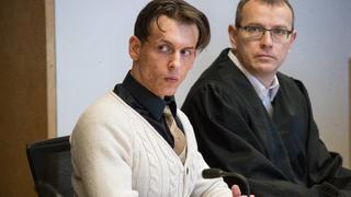 Freies Angebot Frankfurt/Oder 02.02.18 Prozess gegen Jan Geiger, Urteil am 2.2.2018 im Gericht in Frankfurt / Oder. Er hat in Muellrose seine Grossmutter getoetet und auf der Flucht 2 polizisten totgefahren. Dafuer erhielt er nun lebenslaenglich.