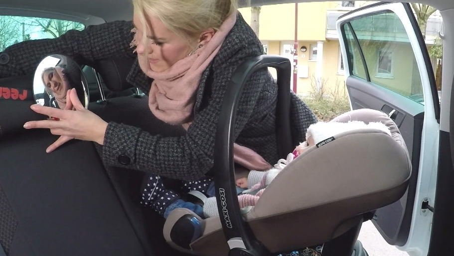 Gefahrenquelle im Auto: So gefährlich sind Babyspiegel