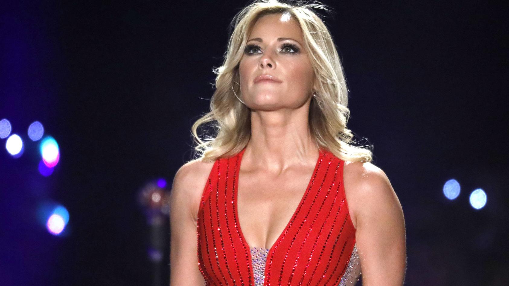 Helene Fischer meldet sich mit besinnlichen Worten.