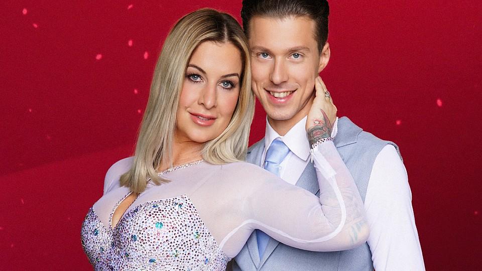 Let S Dance 2018 Charlotte Wurdig Und Valentin Lusin Scheiden In Show 6 Aus