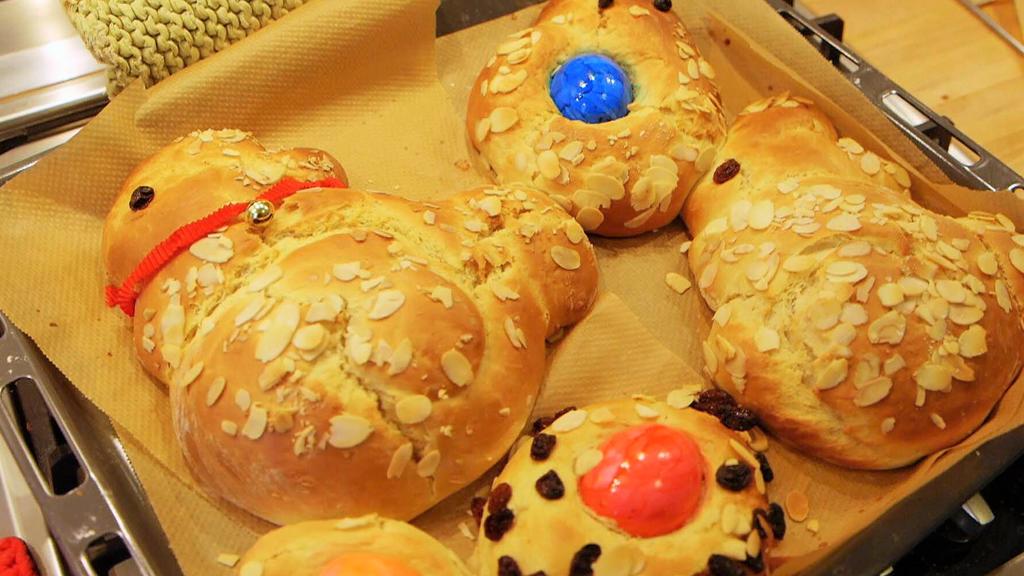 Nestern und Häschen sehen aus Hefeteig auch toll aus.