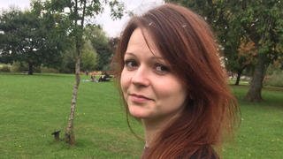 ARCHIV - HANDOUT - Datum unbekannt, Land/Ort unbekannt: Die von dem sozialen Netzwerk Facebook entnommene Aufnahme zeigt Julia Skripal, Tochter des früheren Oberstes des russischen Militärgeheimdienstes GRU, Sergej Skripal, der in Russland als britischer Spion verurteilt und bei einem Austausch 2010 freigelassen worden war. Julia Skripal und ihr Vater Sergej waren am 04.03.2018 bewusstlos auf einer Parkbank in der Innenstadt von Salisbury entdeckt worden. Die Ermittler gingen erst davon aus, dass sie mit dem in der früheren Sowjetunion entwickelten Kampfstoff Nowitschok vergiftet wurden. ACHTUNG: Nur zur redaktionellen Verwendung bis zum 13.04.2018 in Zusammenhang mit der aktuellen Berichterstattung und nur bei vollständiger Nennung der Quelle: "Foto: Facebook/Julia Skripal/AP/dpa (Zu dpa "Julia Skripal meldet sich erstmals öffentlich zu Wort") Foto: Uncredited/Facebook/AP/Julia Skripal/dpa +++ dpa-Bildfunk +++