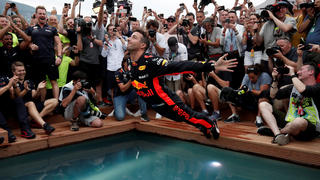 Formula One F1 - Monaco Grand Prix - Circuit de Monaco, Monte Carlo, Monaco - May 27, 2018   Red Bull's Daniel Ricciardo jumps into a pool as he celebrates winning the race    REUTERS/Benoit Tessier     TPX IMAGES OF THE DAY