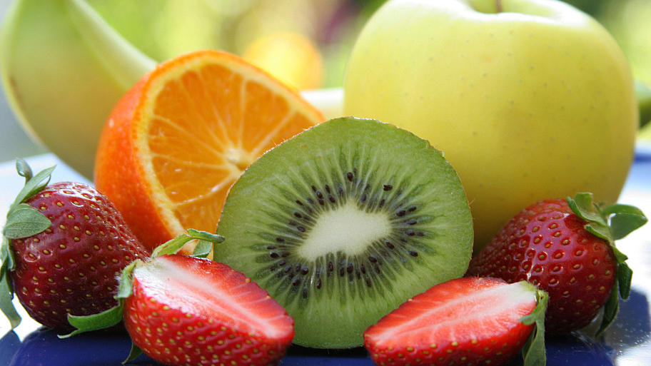 Diese Lebensmittel kühlen unseren Körper runter Obst, Joghurt und Co. haben einen erfrischenden Effekt