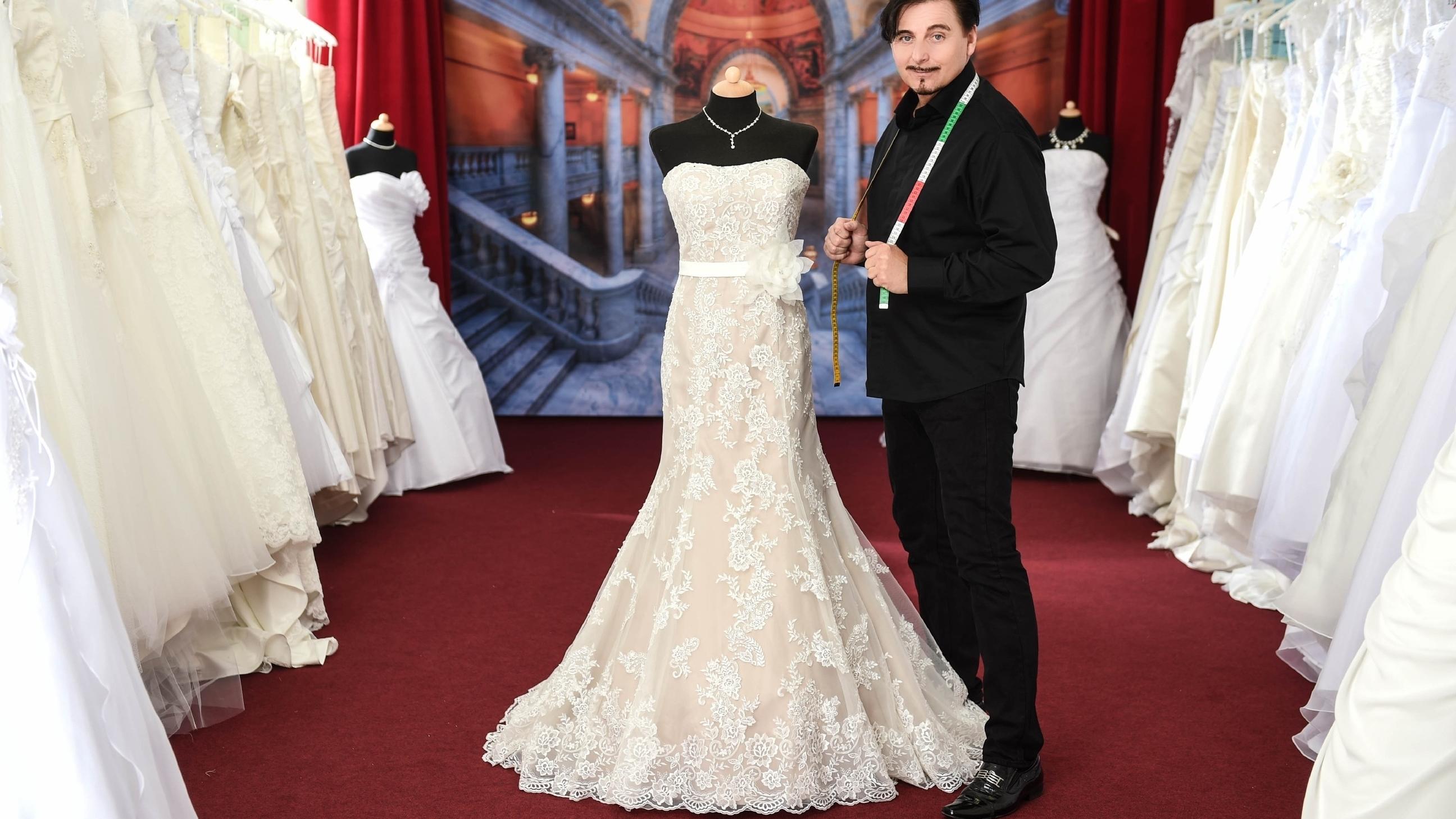 Brautkleid-Papst verlangt Eintritt fürs Shopping Bekannt aus 'Zwischen Tüll und Tränen'