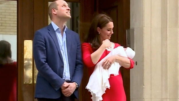 Perfekter Auftritt von Herzogin Kate nach der Geburt Das denken andere Neu-Mamis