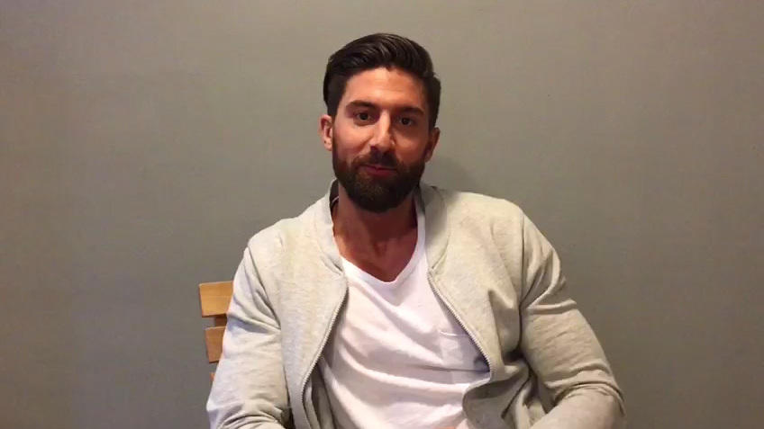 Sebastian Fobe hofft auf interessante Mädels "Ich gehe ohne Taktik ins Paradies"
