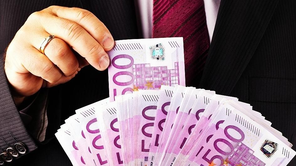Jeder Fünfte findet ein hohes Einkommen attraktiv Geld macht doch sexy