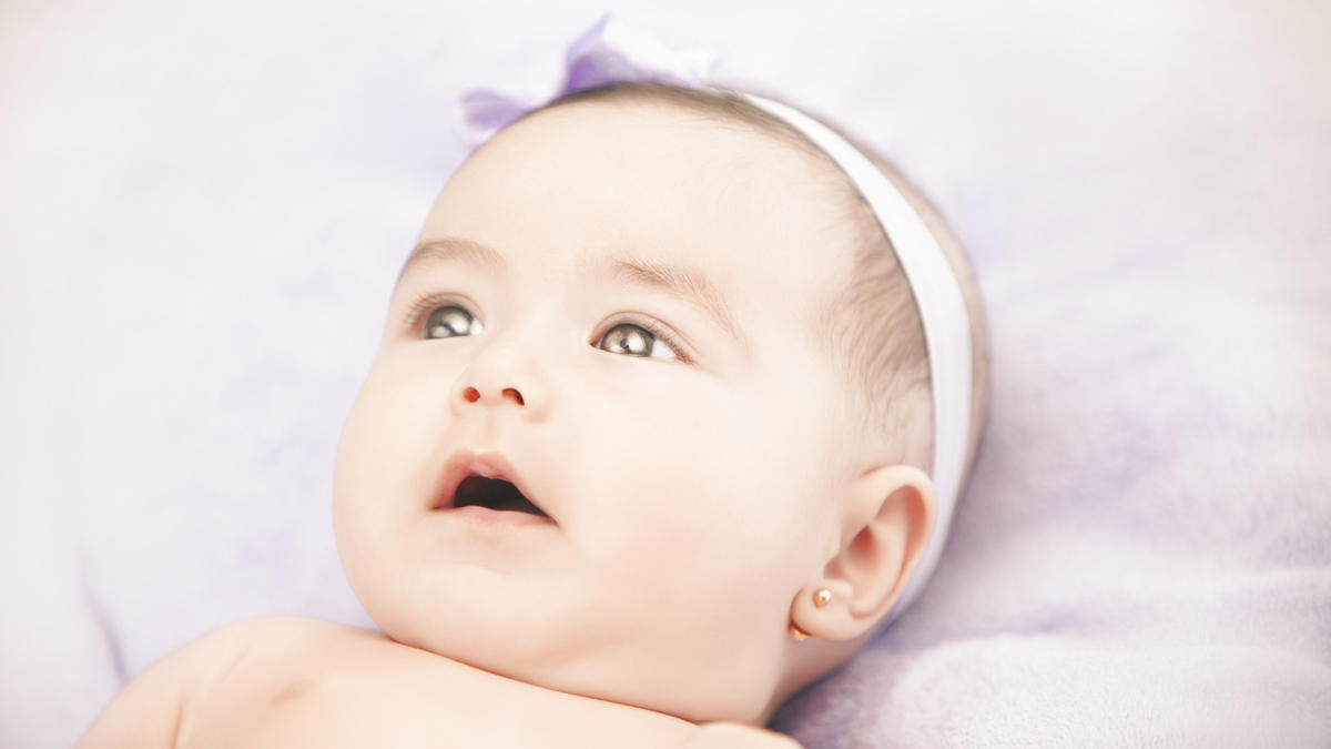 Ohrlöcher für Babys Viel zu früh oder völlig okay?