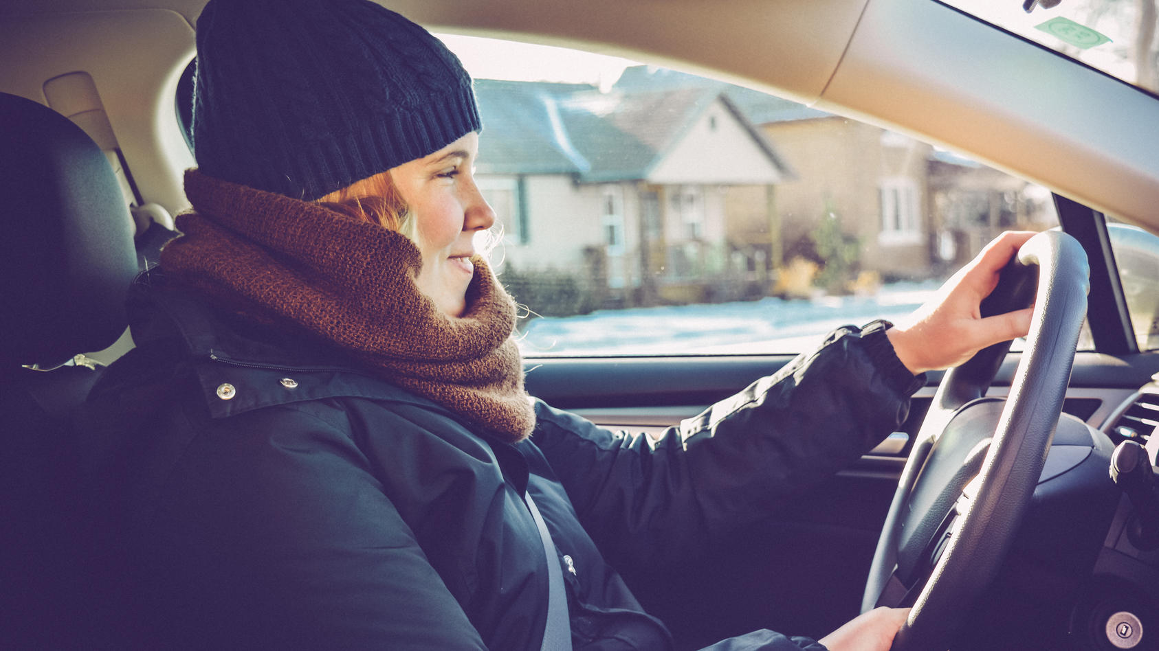 Winterjacke im Auto nie anlassen! Es kann zu schlimmen Verletzungen kommen