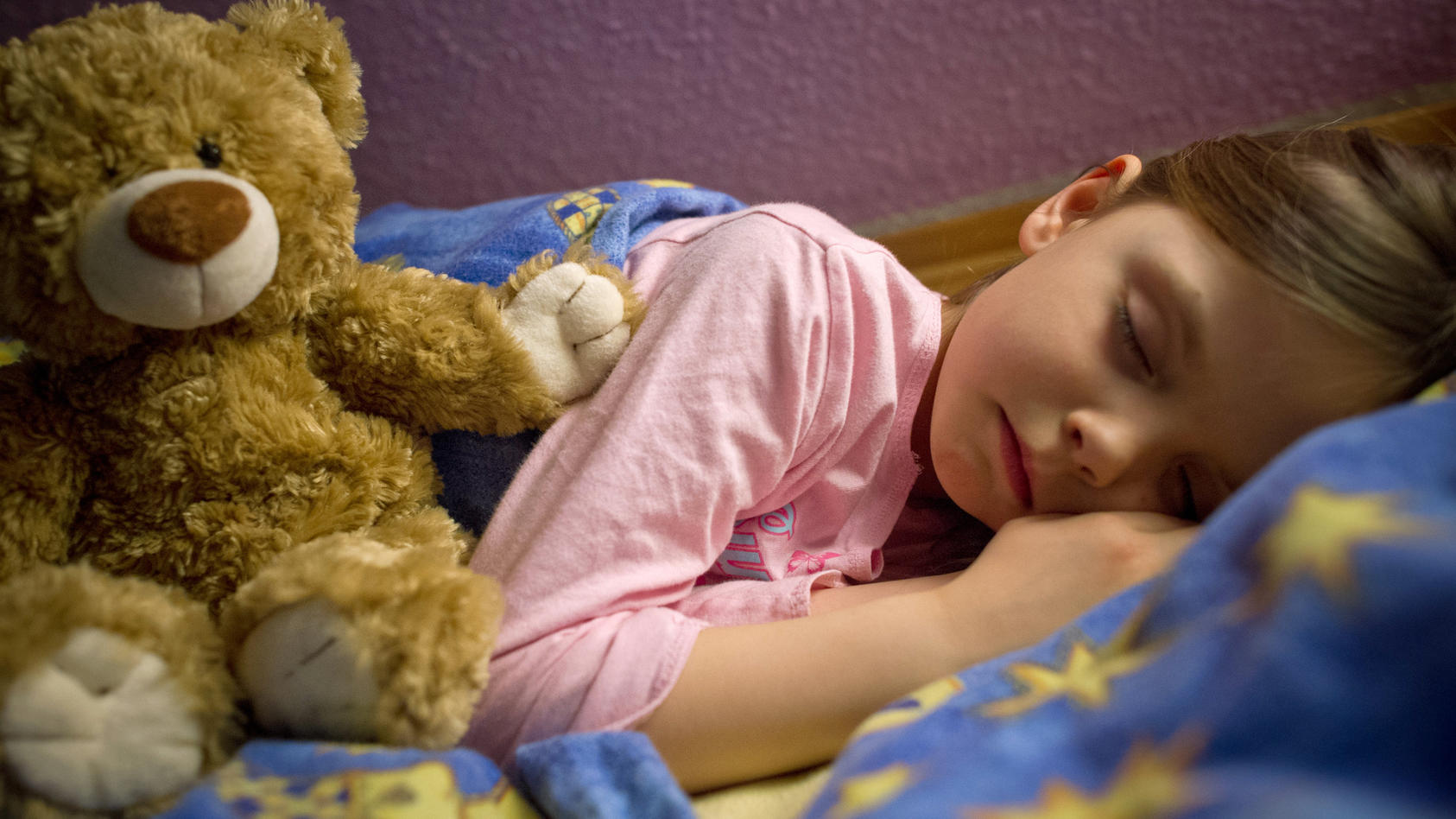 Kind schläft nicht ein So klappt es mit dem Schlaf!
