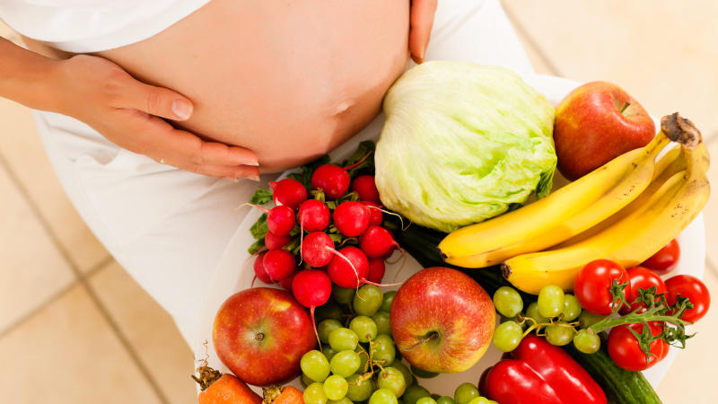 Kinderwunsch: Diese 9 Lebensmittel solltest du essen Fruchtbarkeitssteigernde Ernährung