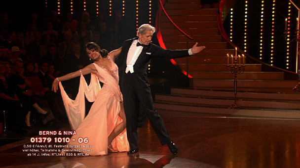 Let's Dance 2011: Bernd Herzsprung tanzt den langsamen Walzer