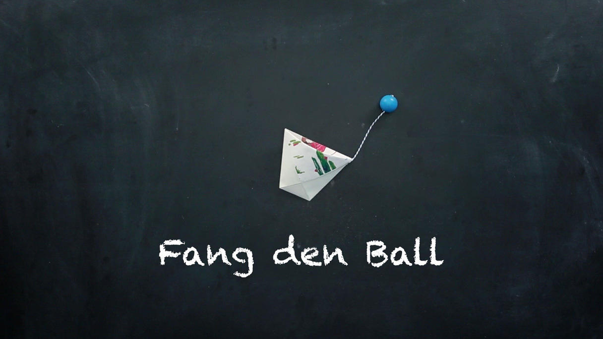 Spiel selber basteln: Fang den Ball! Do-it-yourself