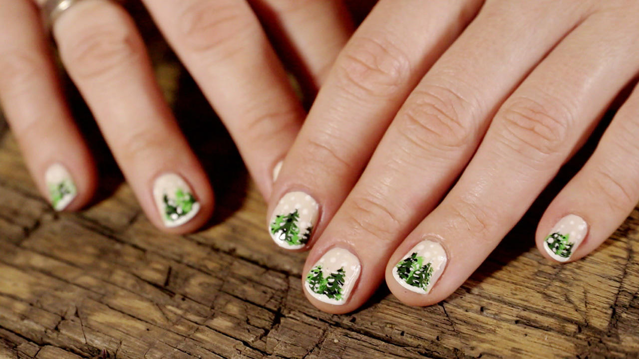 Nageldesign Fur Weihnachten Zuckerstangen Glitzer Und Mehr