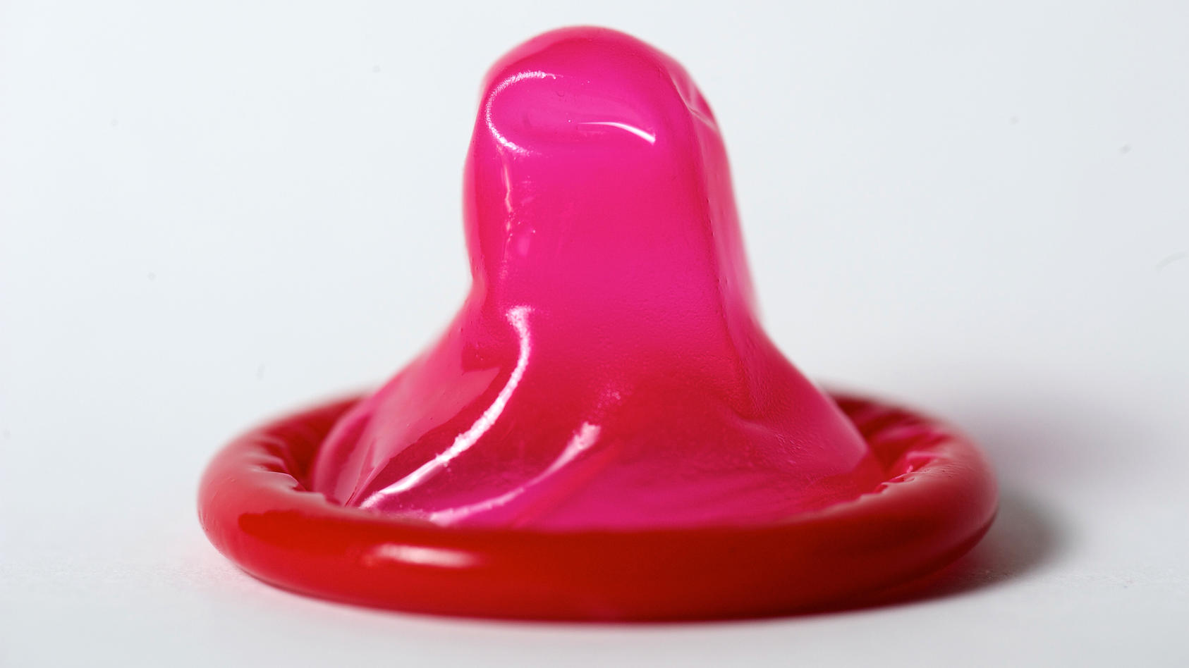 5 Fehler beim Verwenden eines Kondoms Gib Gummi, aber richtig