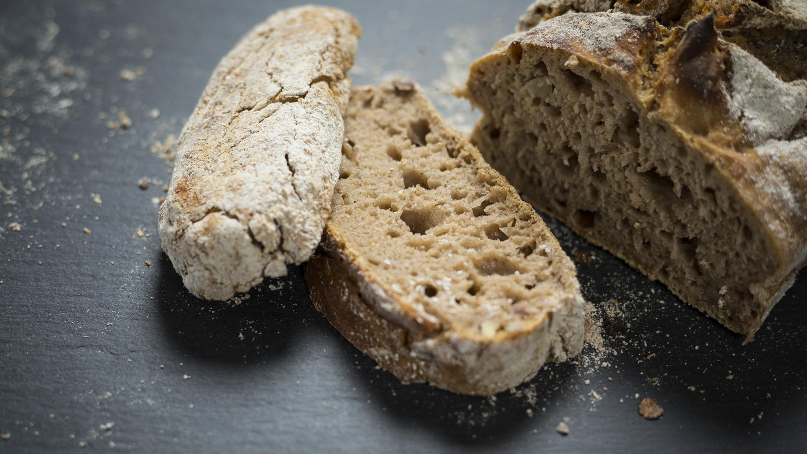 Der Brot-Blähbauch kommt nicht durch Weizen! Völlegefühl wegen Brot