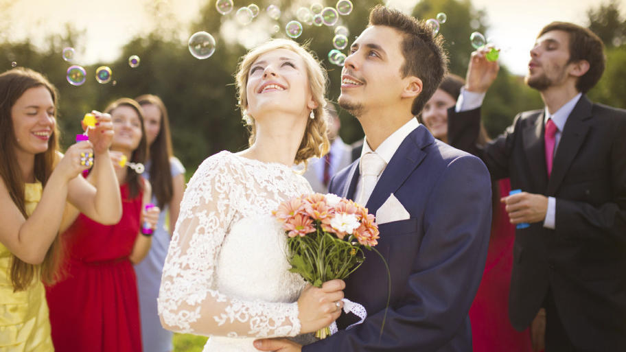 Studie belegt: Wir heiraten immer später Durchschnittliches Heiratsalter um fünf Jahre gestiegen