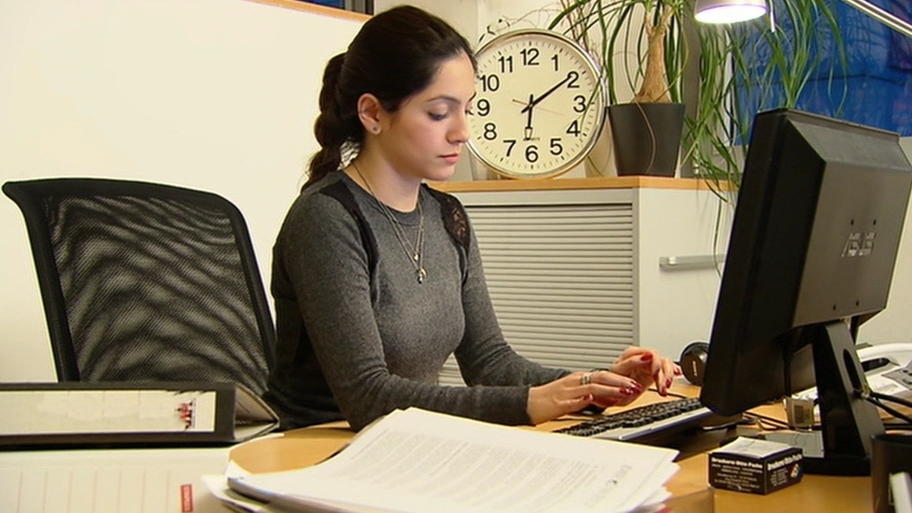 Zu viel Arbeit macht dumm! Ab 25 Arbeitsstunden wird die Leistung schlechter