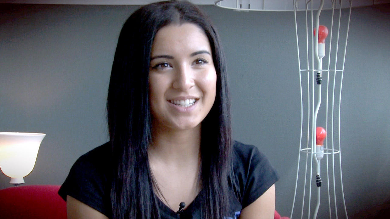 Meltem singt mit ihrem Finalsong um ihr Leben  DSDS 2014: Das Finale