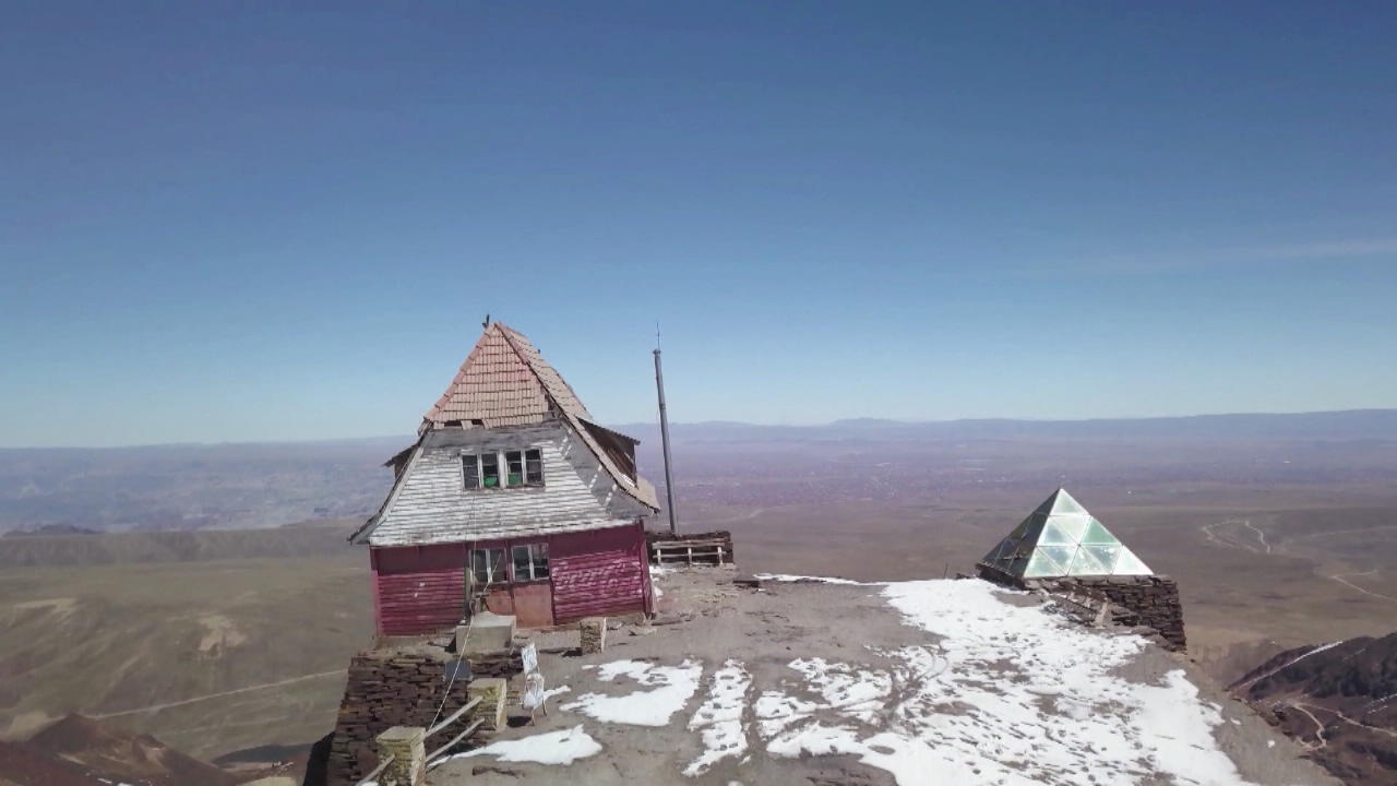 Fatale Folgen: Gletscher in Bolivien weggeschmolzen Das höchste Skigebiet der Welt ist weg