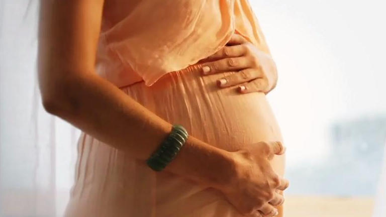 Können Schwangere ihre Tage bekommen? Blutungen während der Schwangerschaft