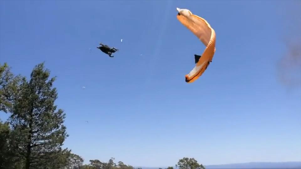 Paraglider wird von Windhose mitgerissen Gerade noch mal gut gegangen