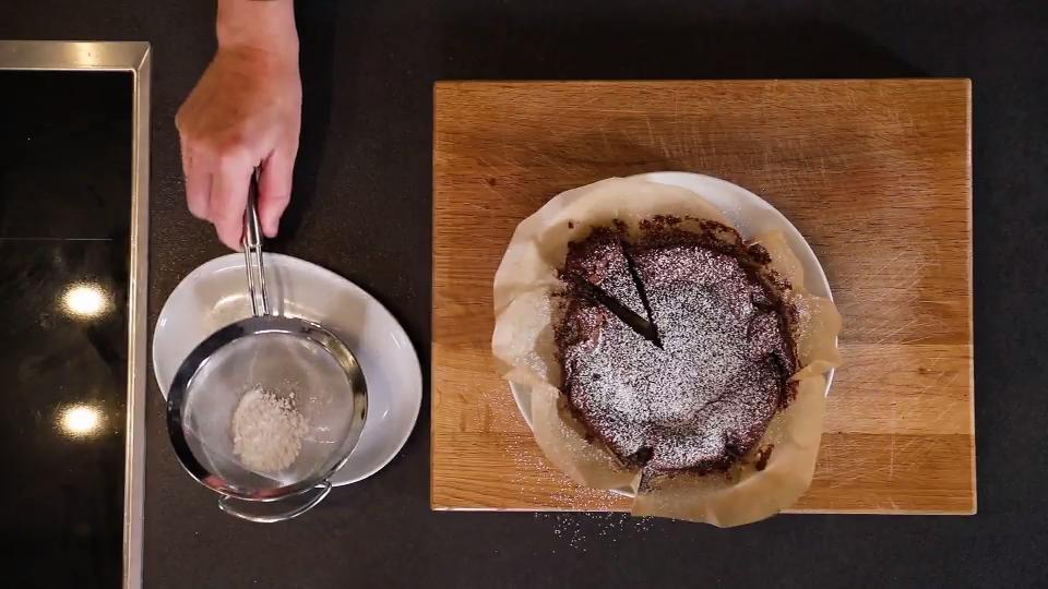 Nuss-Nougat-Brownies aus zwei Zutaten „Best of...!"-Food-Hack von Klaus Velten