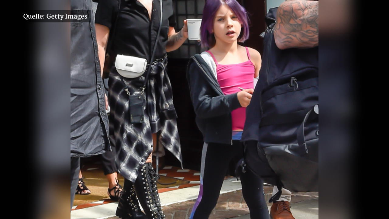 Pinks Tochter Willow hat jetzt bunte Haare Purple hair, I don't care!