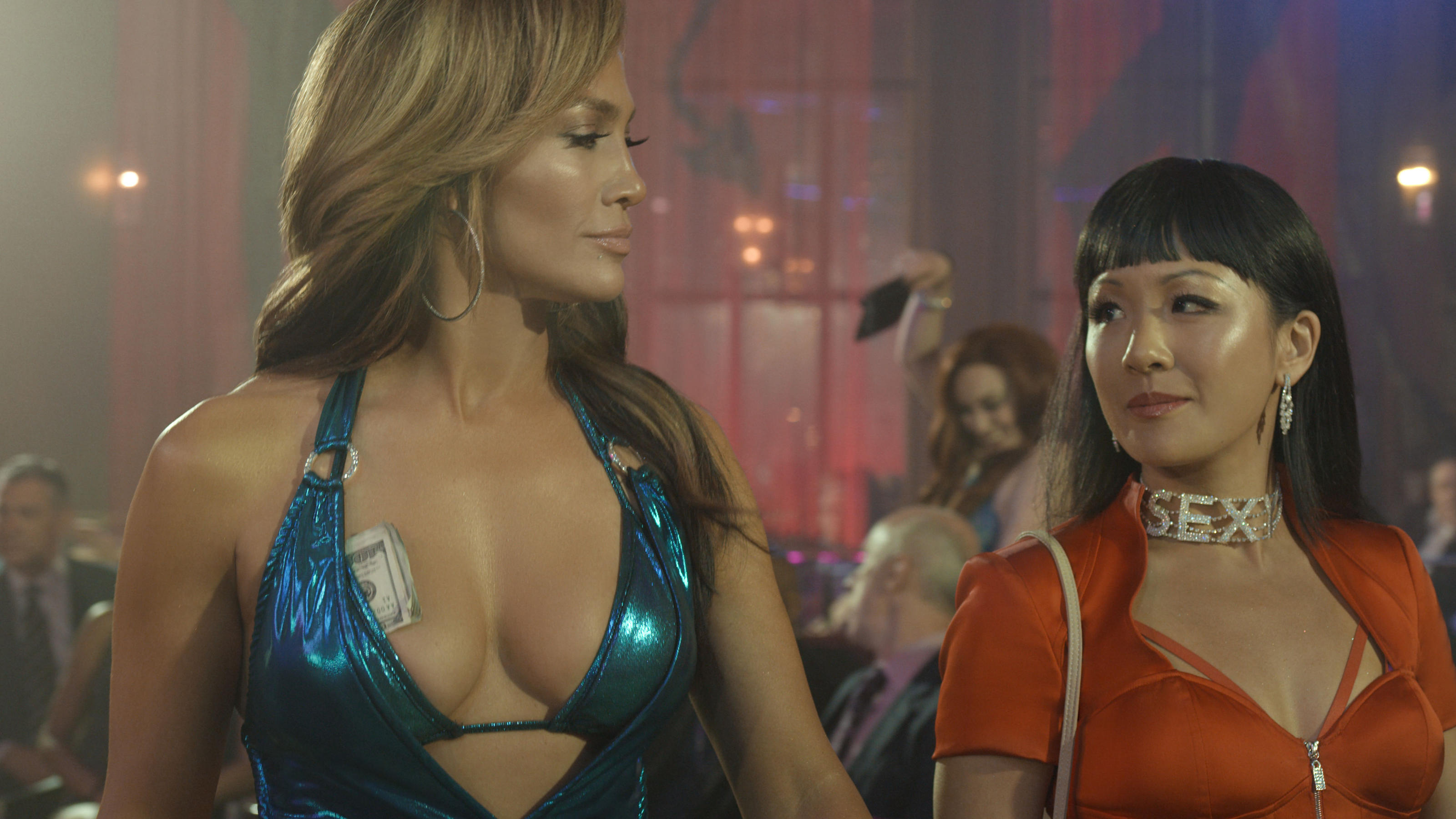 Was für ein Auftritt! J.Lo zeigt ALLE ihre Reize Stripper-Movie „Hustlers“