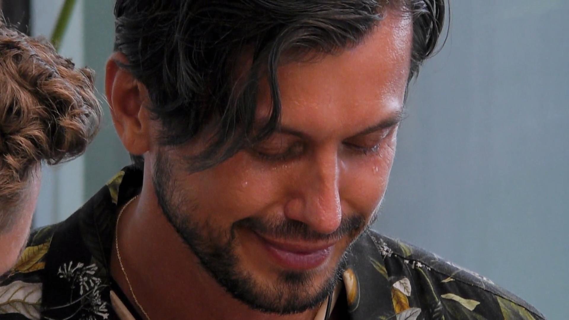 Nur "Prince Charming"-Alex geht leer aus Familybesuch in der Kandidatenvilla