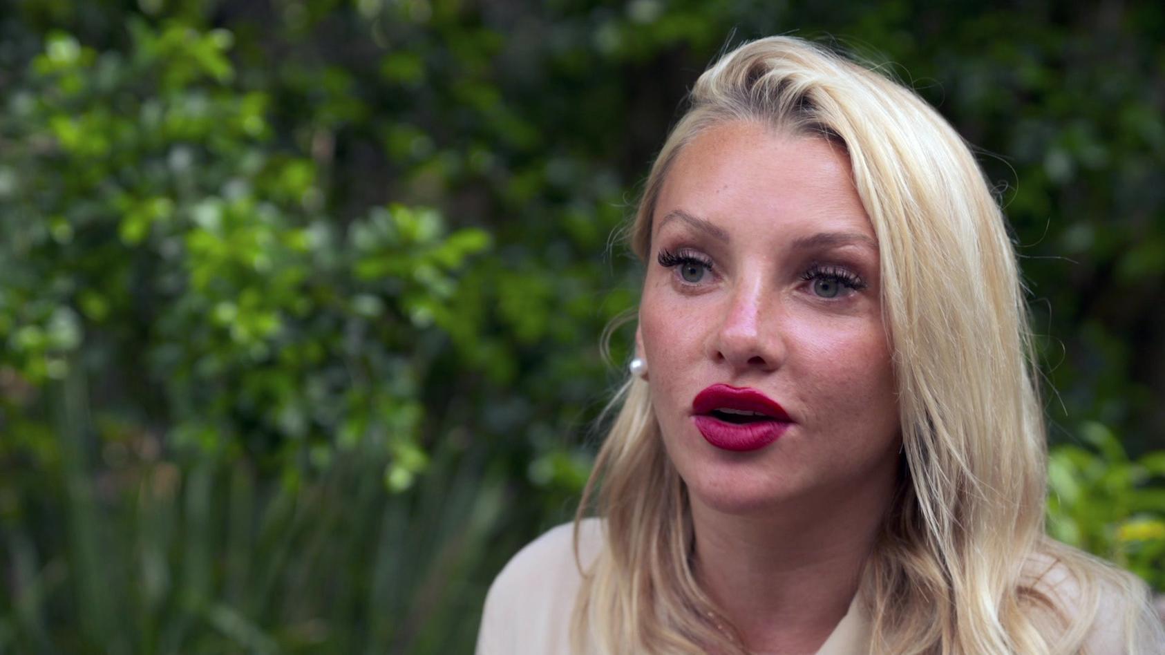 Evelyn Burdecki will 5 bis 7 Kinder Dschungelkönigin plant Großfamilie