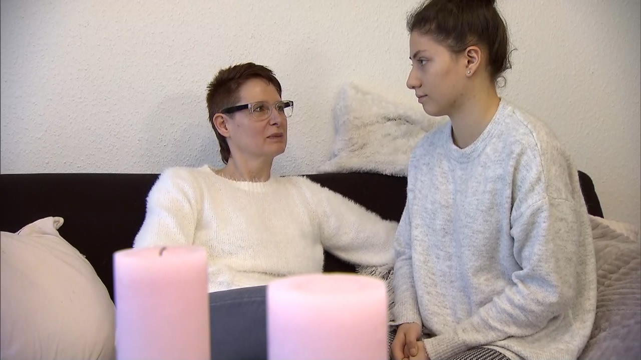 "Mein Ex hat meine Tochter missbraucht" Mutter spricht im RTL-Interview