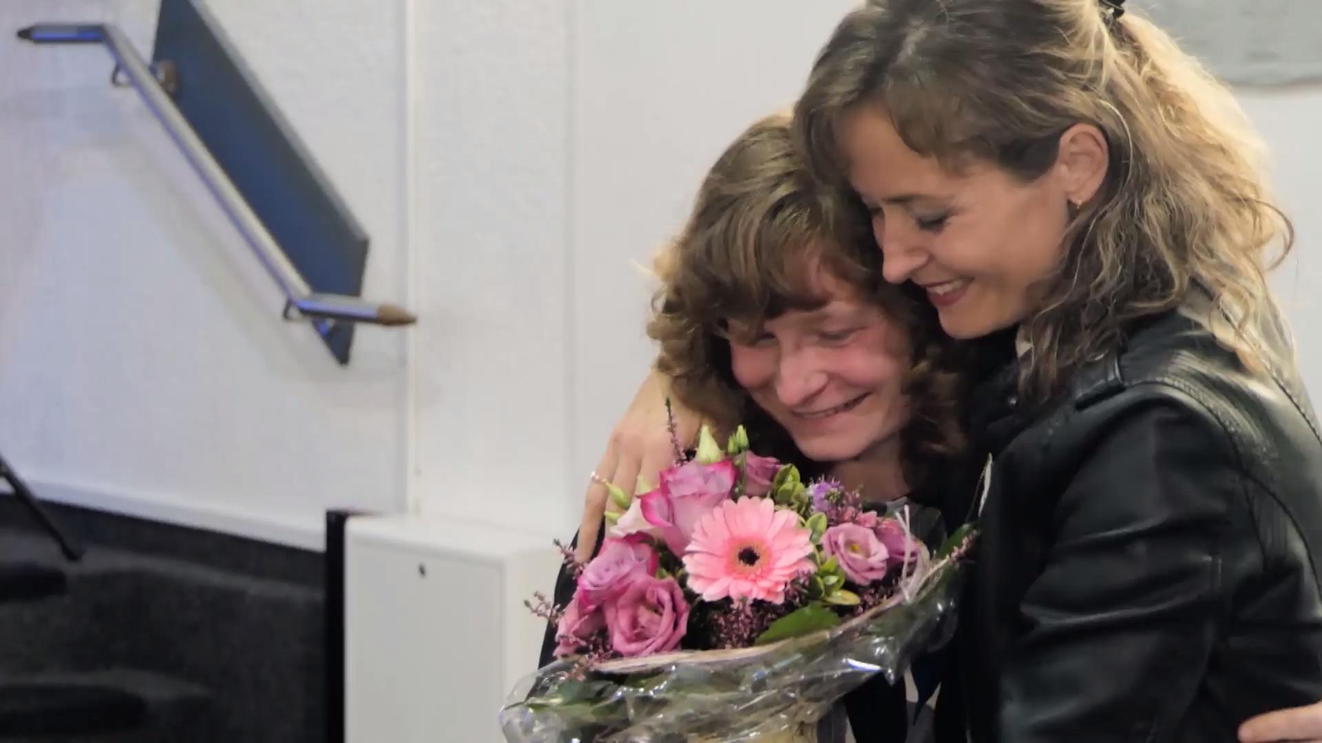Tatyana und Katya haben sich endlich wieder "Vermisst": Schwestern im Glück