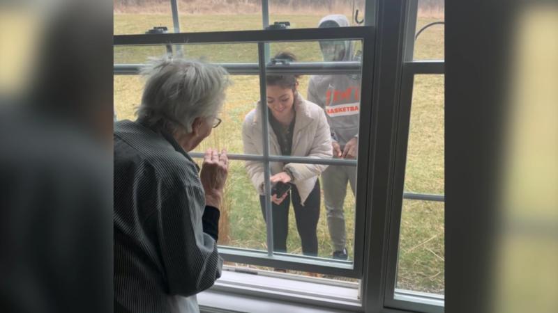 Pärchen Fickt In Heimischer Quarantäne Pärchen Fickt In Heimischer Quarantäne