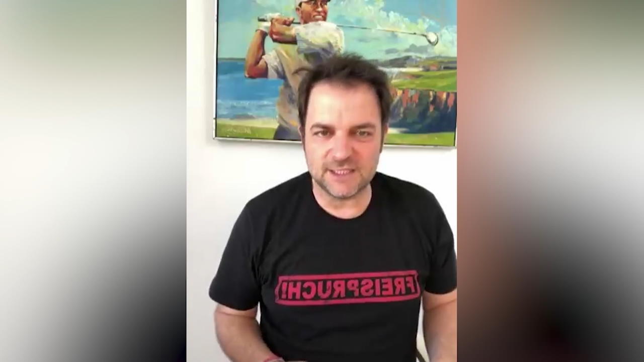 Martin Rütter: Das muss man beim Gassi gehen beachten Corona beeinflusst auch Hunde-Alltag