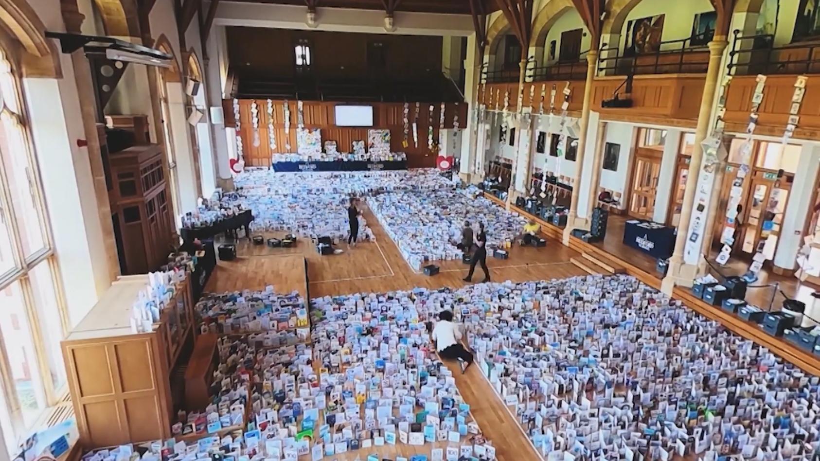 Britischer Rekord-Opa feiert 100 Gebutstag 125.000 Geburtstagskarten aus aller Welt
