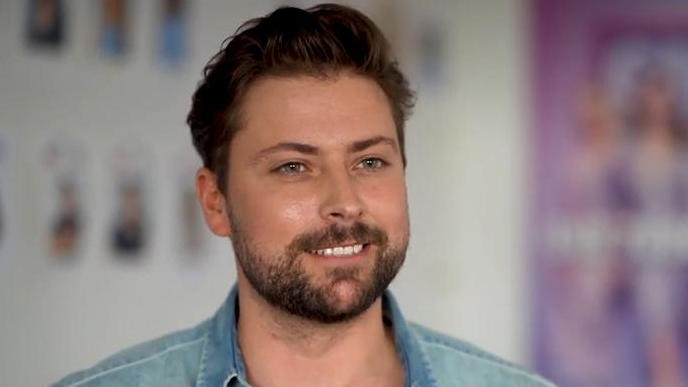 Felix von Jascheroff mit neuem Look Der GZSZStar zeigt seine neue Frisur