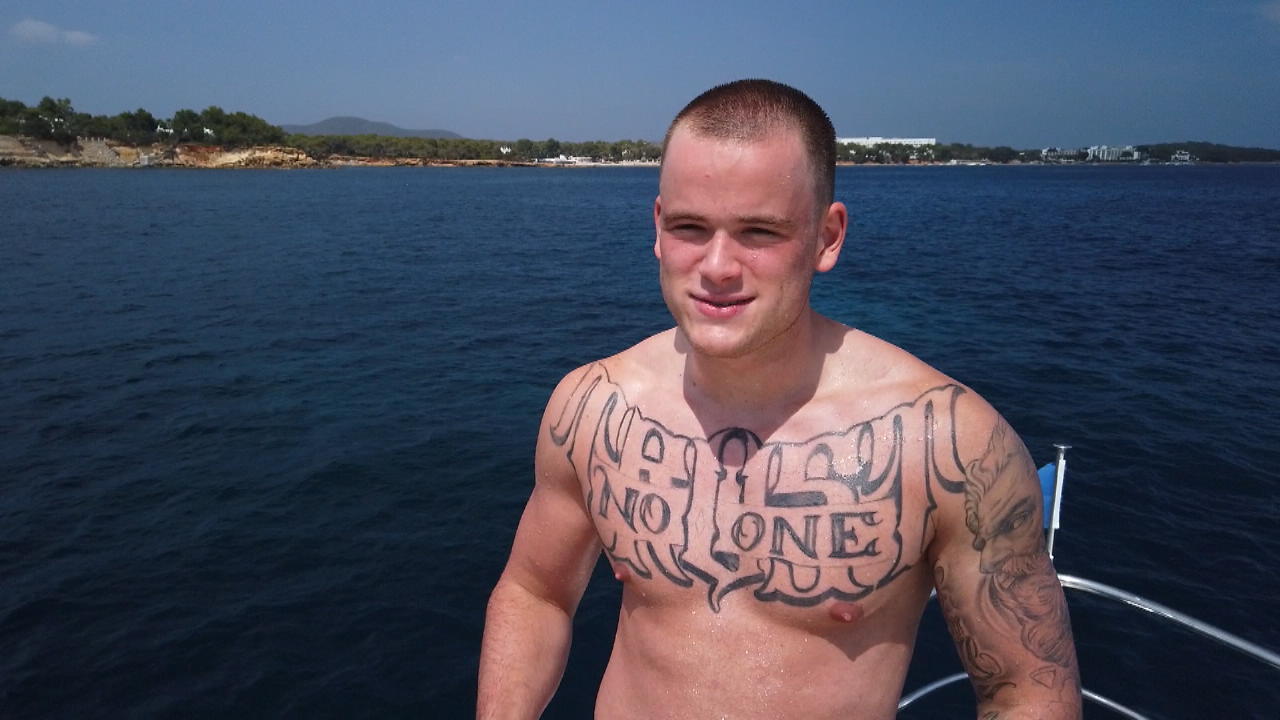 Paul Elvers erklärt sein XXL-Tattoo Ganz schön groß geworden?