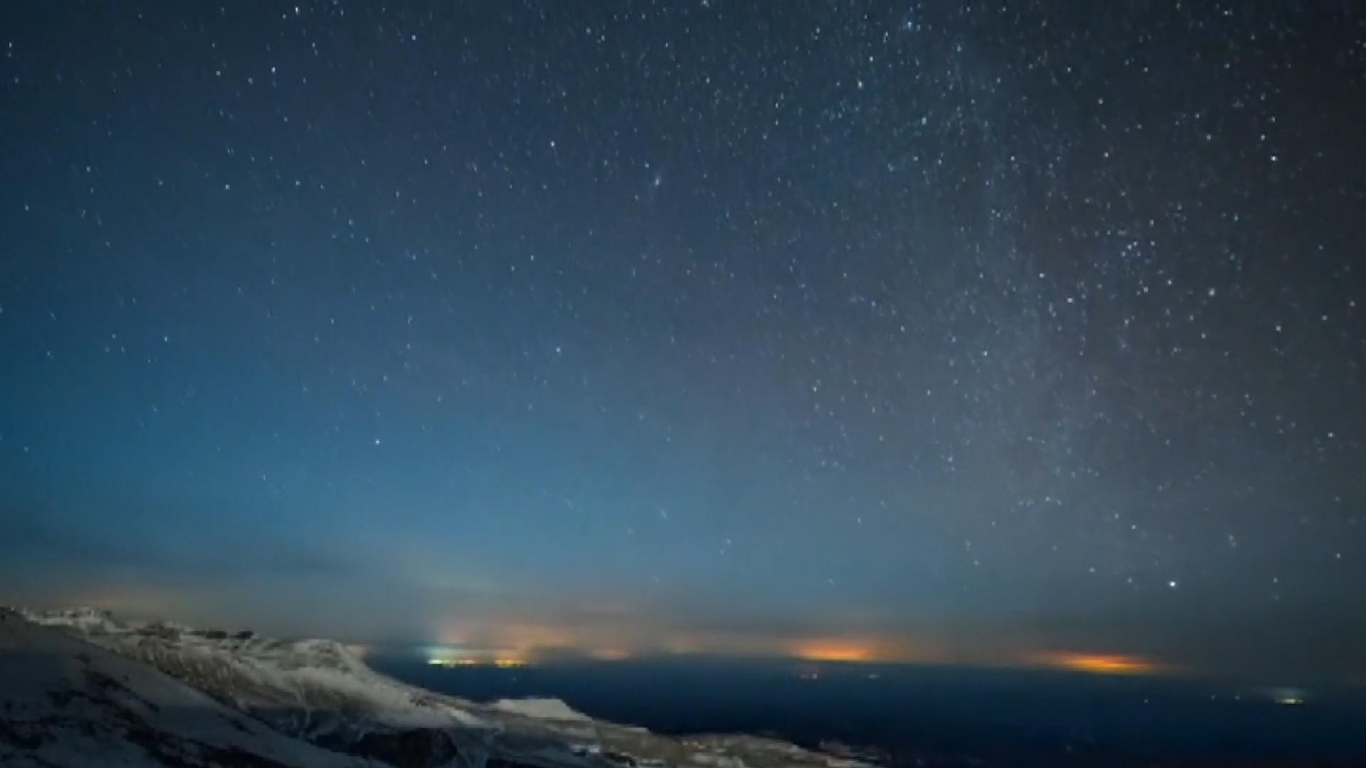 Der Meteorschauer ist am besten im August zu sehen Perseiden – die berühmten Sternschnuppen im Video