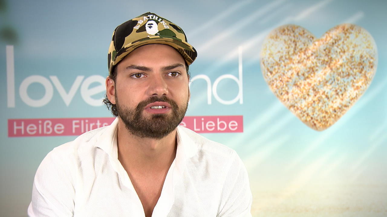 Jimi Blue Ochsenknecht moderiert "After Sun" Der 28-Jährige ist ein echtes Multitalent
