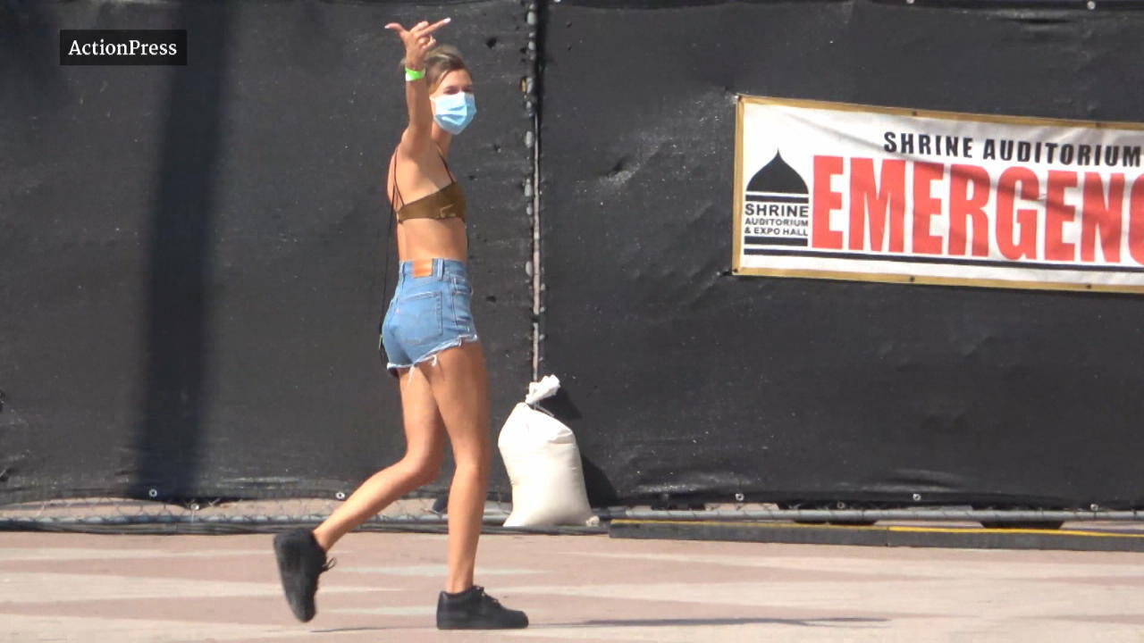 Hailey Bieber zeigt Mittelfinger Papparazzi haben genervt