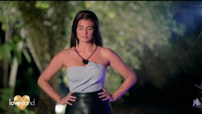 Laura sieht Tobi wieder - doch es gibt einen Haken! Blind Date bei "Love Island"