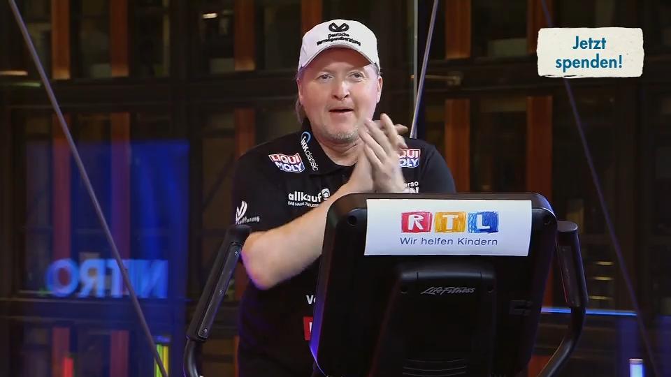 Joey Kelly mit Weltrekord bei „24h Crosstrainer Challenge" 1 Million Euro für 25. RTL-Spendenmarathon