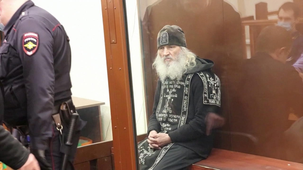 Mönch Sergij in Russland festgenommen Er soll Jugendliche zum Suizid angestiftet haben